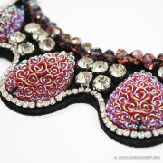 Накладной воротник из роз с переливом цвета